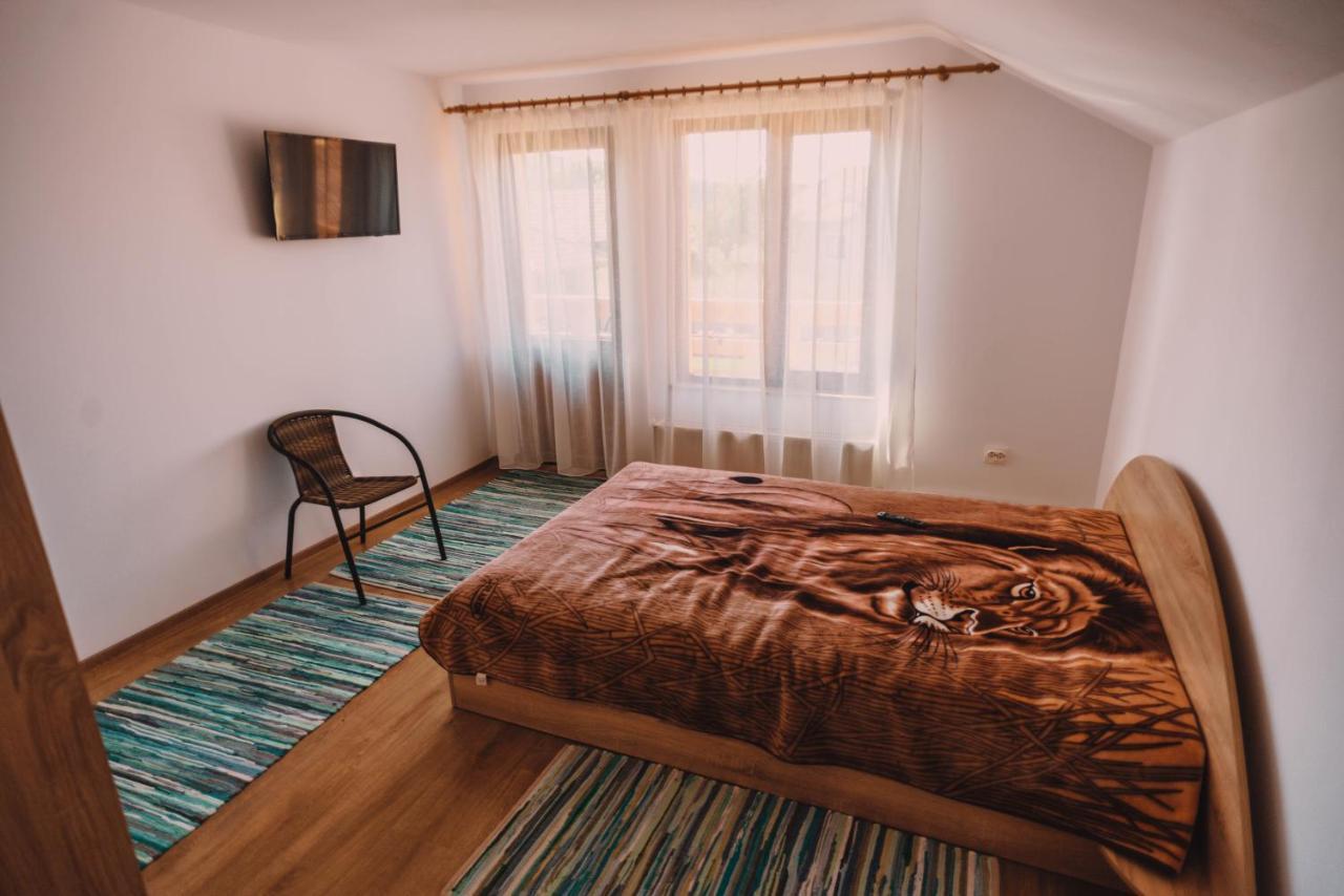 Casa Bunicilor Hotel Nuksora Kültér fotó