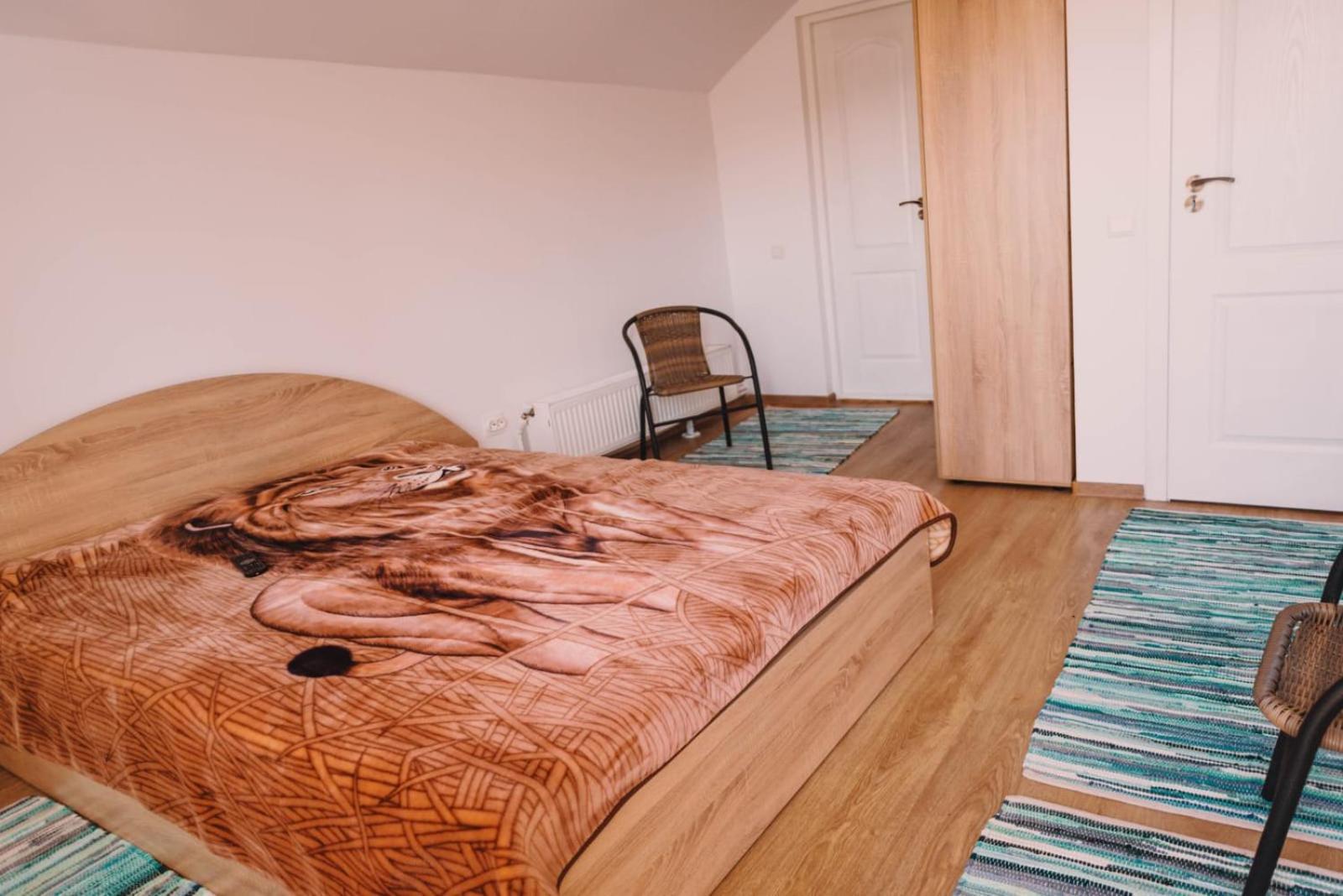 Casa Bunicilor Hotel Nuksora Kültér fotó