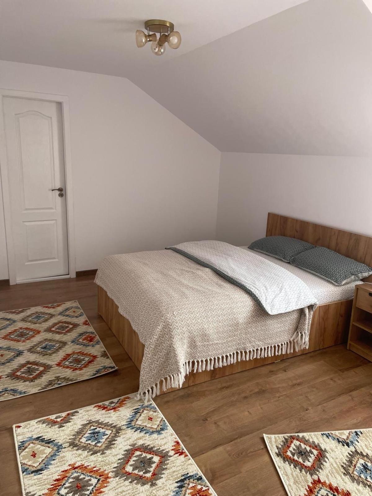 Casa Bunicilor Hotel Nuksora Kültér fotó