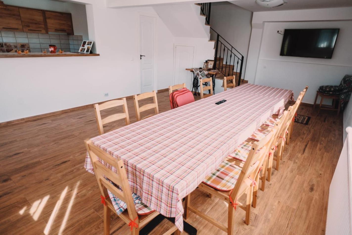 Casa Bunicilor Hotel Nuksora Kültér fotó