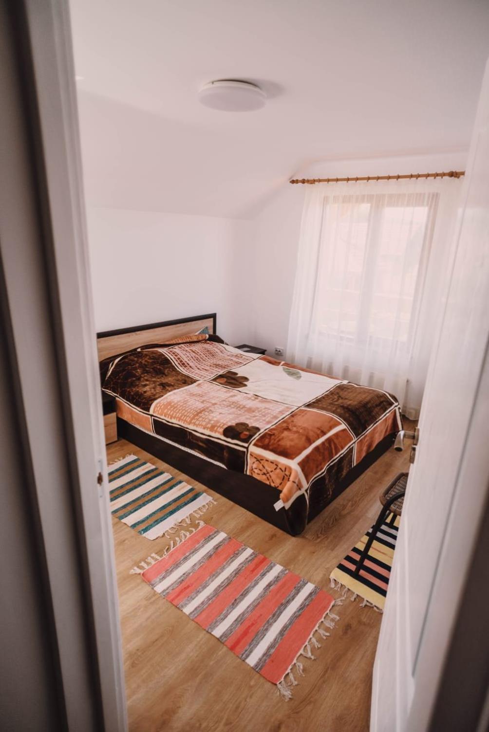Casa Bunicilor Hotel Nuksora Kültér fotó